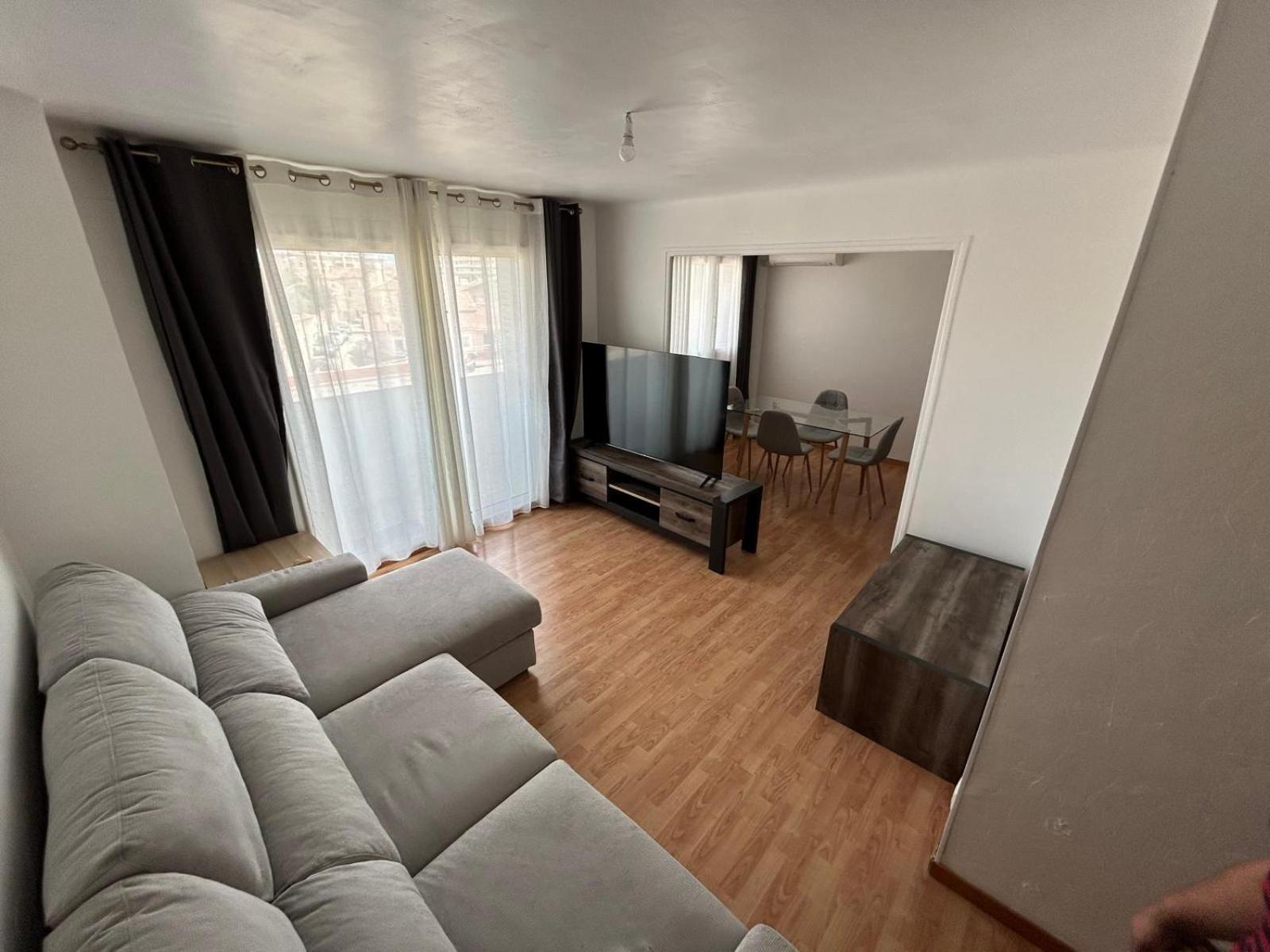 T4 Lumineux Et Spacieux, Parking Et Parc Prive Appartement